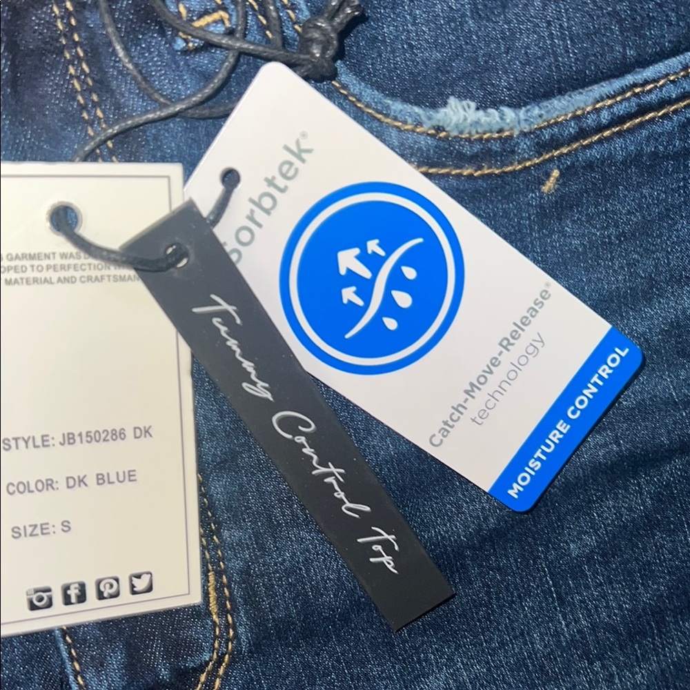 Women's Denim Shorts - Dark Blue - Picture 4 of 6